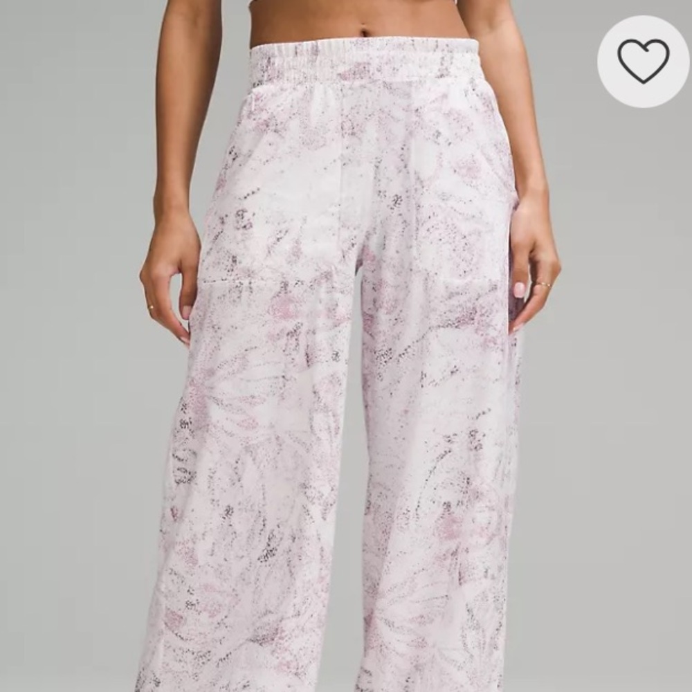 LULULEMON Swift Wide-Leg Mid-Rise Pant